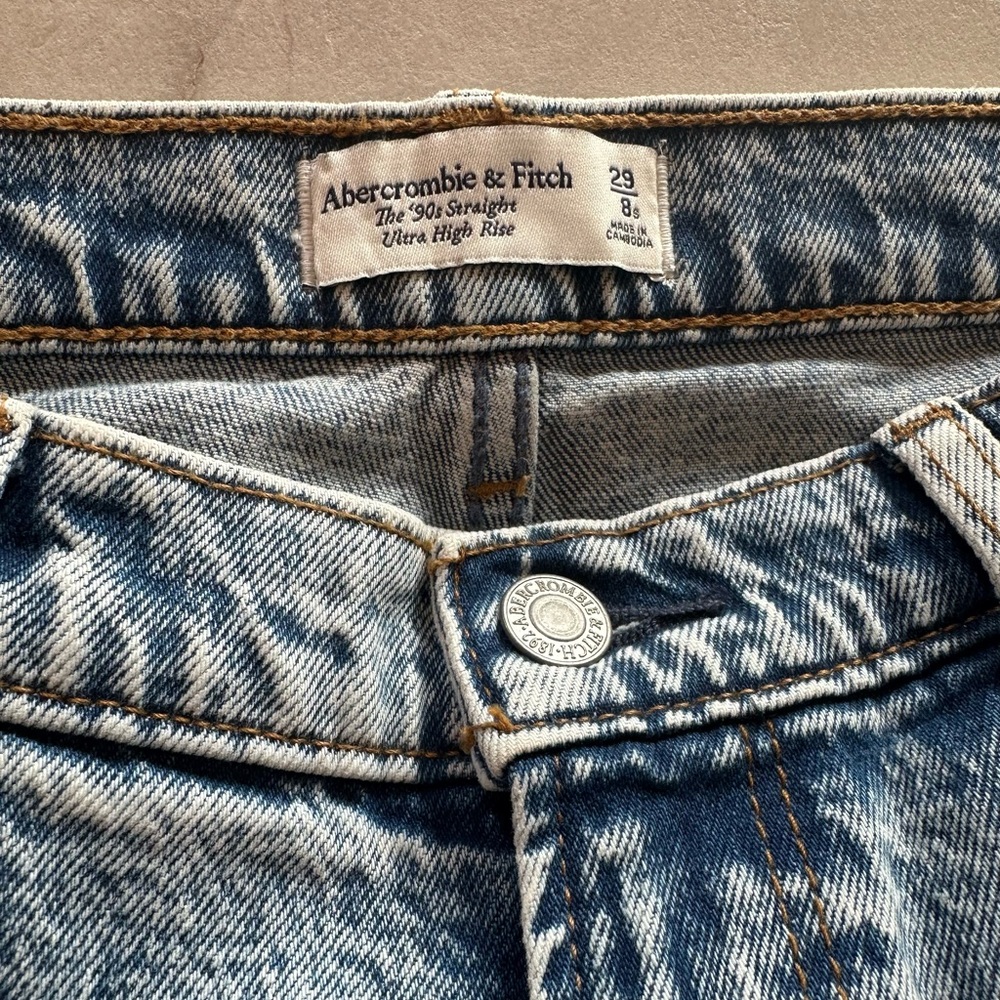Abercrombie & Fitch 90’s Straight Ultra High Rise Jeans size 8 - Picture 6 of 12